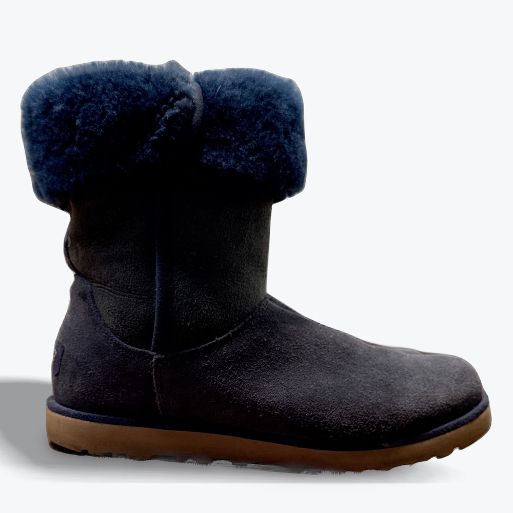 UGG Boot Classic Cuff Short Navy Blue Suede Sheepskin Mid-Calf Winter Womens 7